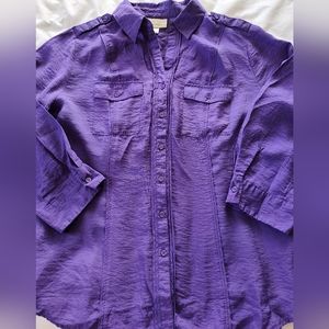 DRESSBARN Ladies Button Up Blouse. Size Large. Elbow Adjustable Sleeves.